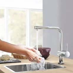 Grohe Minta Touch Electronic Kitchen Sink Mixer With Pull Out Spray - Chrome -Roc Bathroom Furni Store 31360001 d4