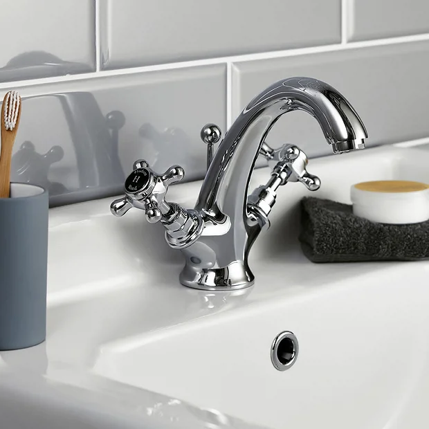 Hudson Reed Topaz Black Mono Basin Mixer Tap + Pop Up Waste 7 Hudson Reed Topaz Black Mono Basin Mixer Tap + Pop Up Waste - Image 5