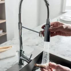 Crosswater Cook Side Lever Kitchen Mixer With Flexi Spray