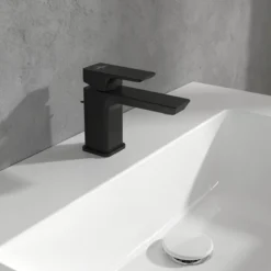 Villeroy & Boch Villeroy And Boch Subway 3.0 Cloakroom Lever Basin Mixer With Pop Up Waste - Matt Black
