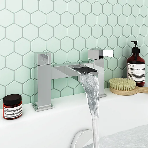 Edge Waterfall Bath Filler 4 Edge Waterfall Bath Filler - Image 2