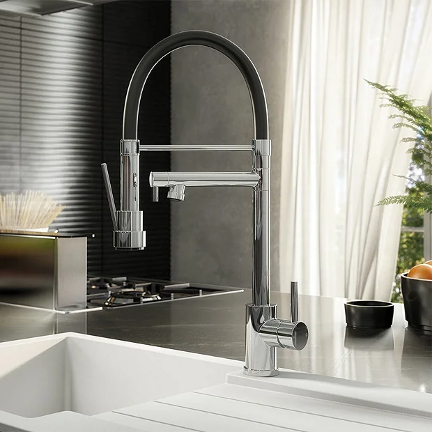 Venice Chrome Kitchen Sink Mixer With Smooth Rubber Hose And Flexi Spray 4 Venice Chrome Kitchen Sink Mixer With Smooth Rubber Hose And Flexi Spray - Image 2